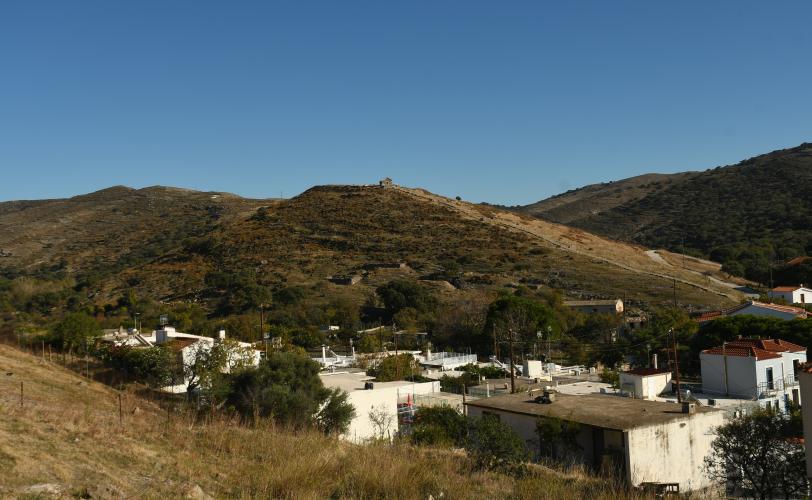 Ο λόφος του Αγίου Μηνά-Λήψη από τα βορειοδυτικά