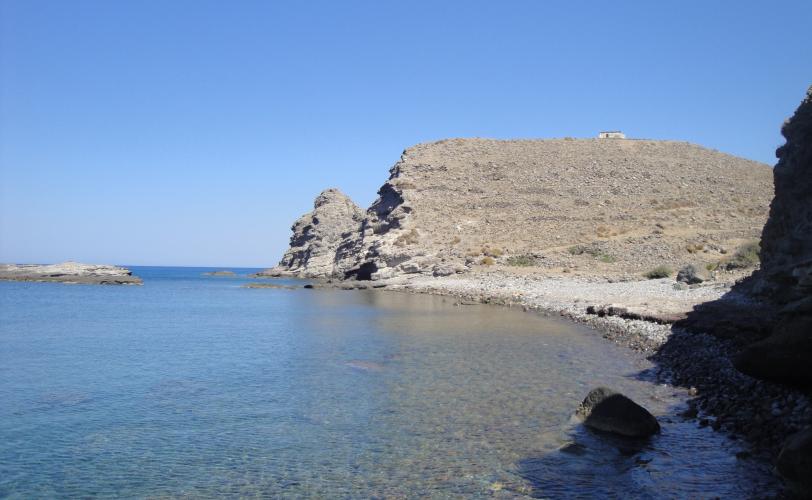 Άποψη του λόφου της Ευαγγελίστριας από τα νότια
