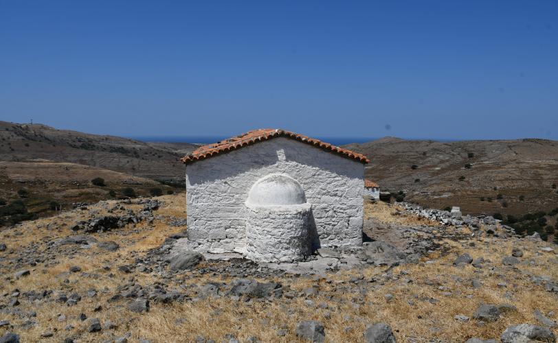 Άποψη του ναΐσκου της Μεταμόρφωσης του Σωτήρος από τα ανατολικά