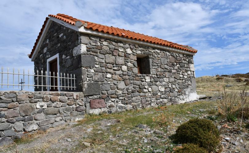 Άποψη του ναΐσκου από τα νοτιοδυτικά